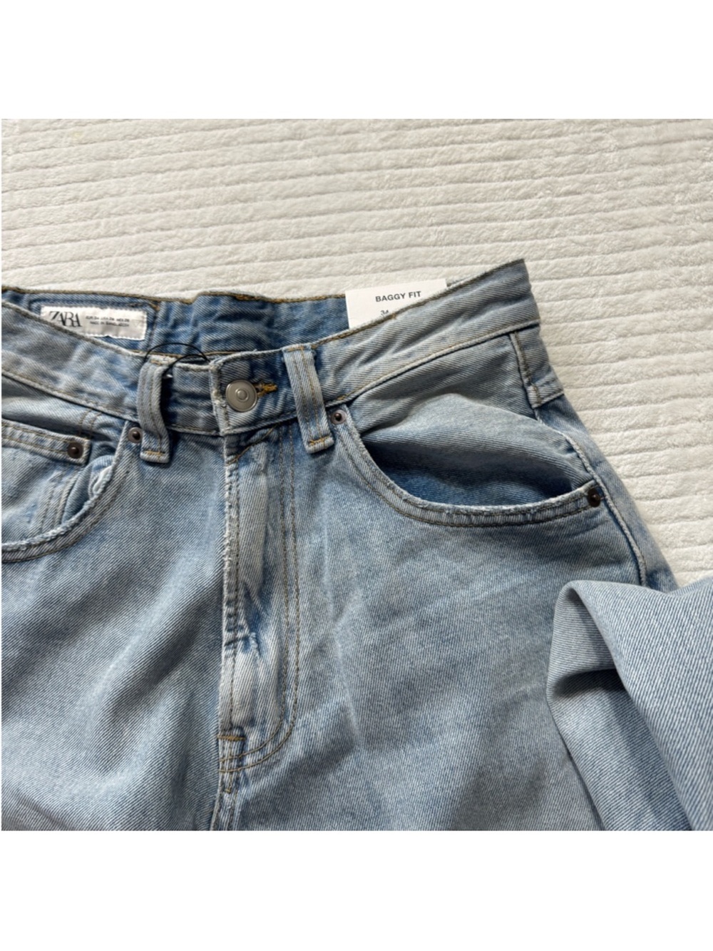 Zara Light Wash Men’s Bootcut Jeans - Picture 6 of 10